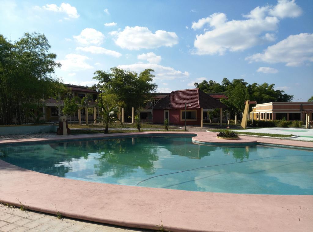 Hotel Debliz אשפלוכיל מראה חיצוני תמונה