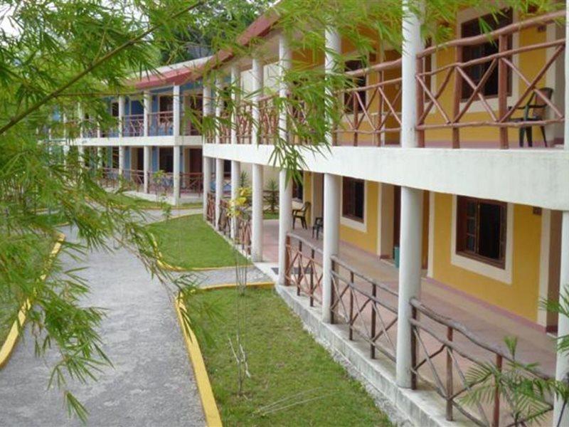 Hotel Debliz אשפלוכיל מראה חיצוני תמונה